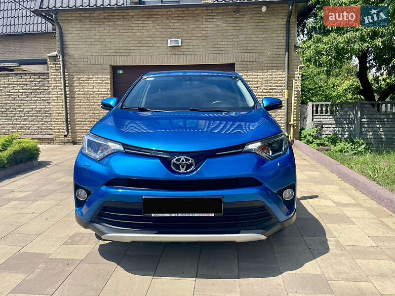 Toyota RAV4 2016