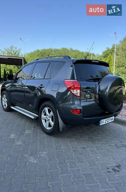 Внедорожник / Кроссовер Toyota RAV4 2007 в 