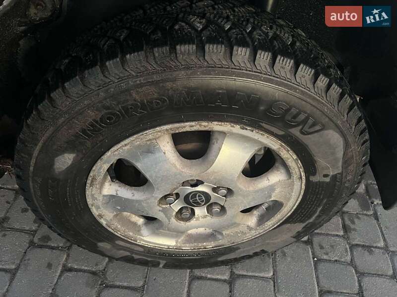 Внедорожник / Кроссовер Toyota RAV4 1998 в Ужгороде фото 9 Внедорожник / Кроссовер Toyota RAV4 1998 в Ужгороде