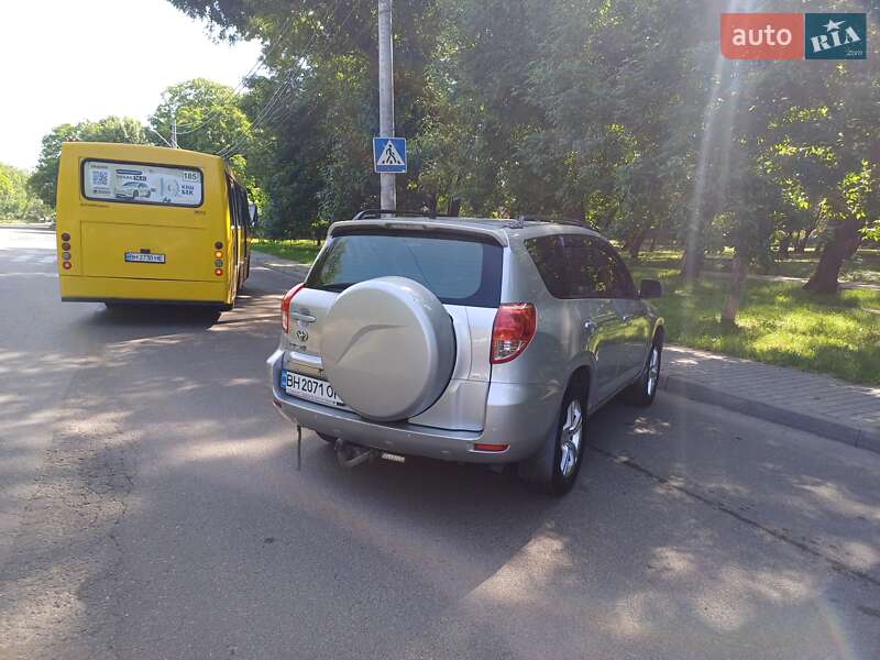 Позашляховик / Кросовер Toyota RAV4 2007 в Одесі