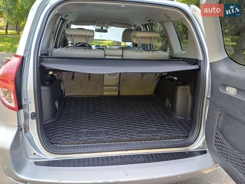 Позашляховик / Кросовер Toyota RAV4 2007 в Одесі