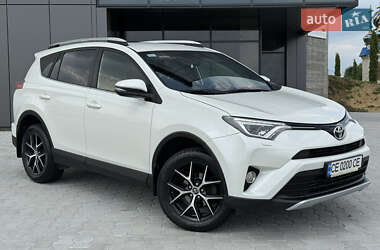 Внедорожник / Кроссовер Toyota RAV4 2015 в Черновцах