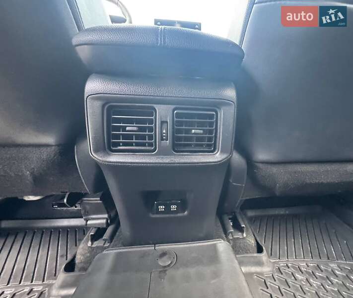 Позашляховик / Кросовер Toyota RAV4 2020 в Самборі