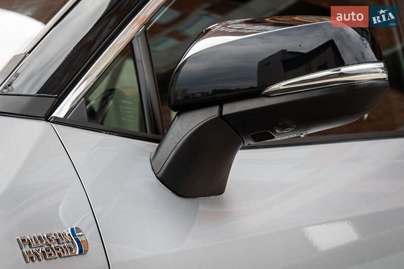 Внедорожник / Кроссовер Toyota RAV4 2020 в Львове
