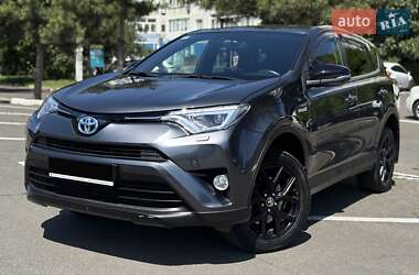 Внедорожник / Кроссовер Toyota RAV4 2018 в Одессе