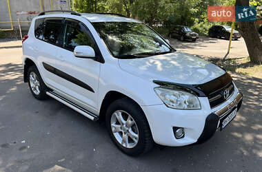 Внедорожник / Кроссовер Toyota RAV4 2009 в 