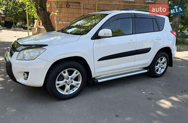 Внедорожник / Кроссовер Toyota RAV4 2009 в 
