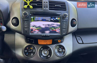 Внедорожник / Кроссовер Toyota RAV4 2009 в 