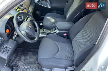 Внедорожник / Кроссовер Toyota RAV4 2009 в 