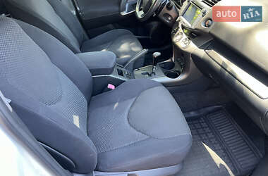 Внедорожник / Кроссовер Toyota RAV4 2009 в 