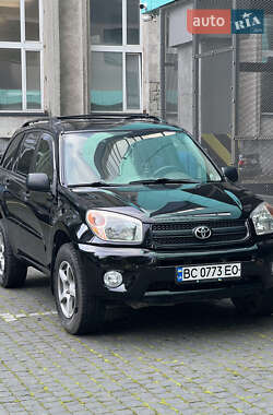 Внедорожник / Кроссовер Toyota RAV4 2004 в Львове