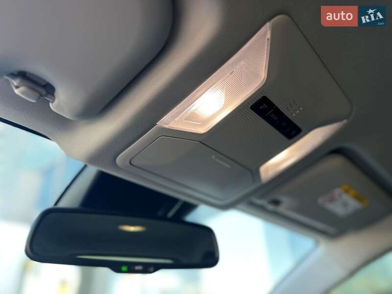 Позашляховик / Кросовер Toyota RAV4 2022 в Києві