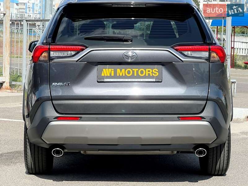 Позашляховик / Кросовер Toyota RAV4 2022 в Києві
