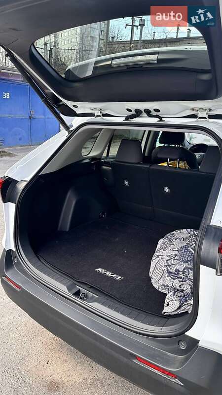 Внедорожник / Кроссовер Toyota RAV4 2019 в Харькове