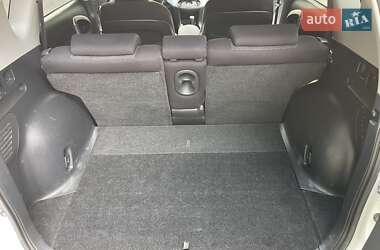 Внедорожник / Кроссовер Toyota RAV4 2010 в 