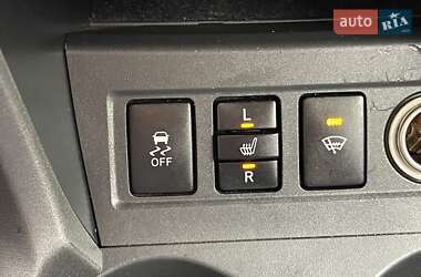 Внедорожник / Кроссовер Toyota RAV4 2010 в 