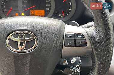 Внедорожник / Кроссовер Toyota RAV4 2010 в 