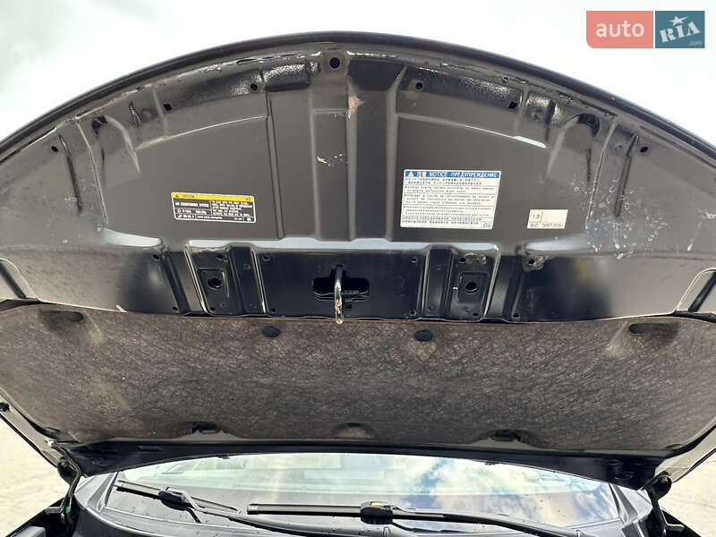 Внедорожник / Кроссовер Toyota RAV4 2015 в Харькове