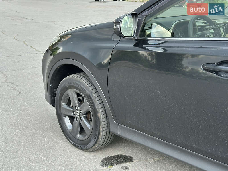 Внедорожник / Кроссовер Toyota RAV4 2015 в Харькове