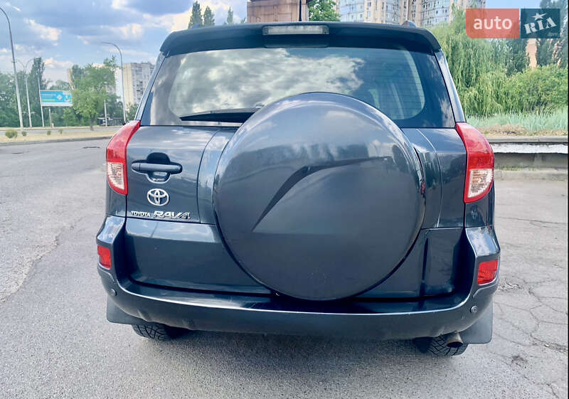 Позашляховик / Кросовер Toyota RAV4 2008 в Києві