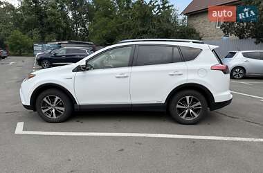 Внедорожник / Кроссовер Toyota RAV4 2018 в 