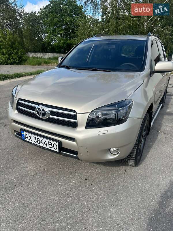 Toyota RAV4 2008