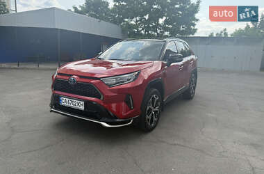 Позашляховик / Кросовер Toyota RAV4 2021 в Умані