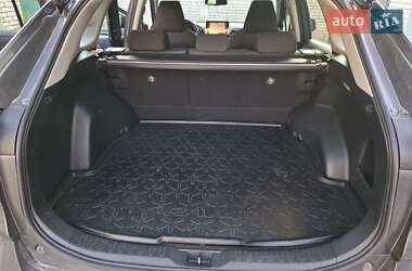 Внедорожник / Кроссовер Toyota RAV4 2019 в 