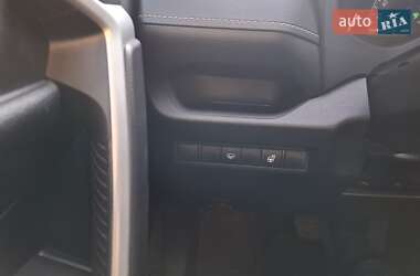 Внедорожник / Кроссовер Toyota RAV4 2019 в 