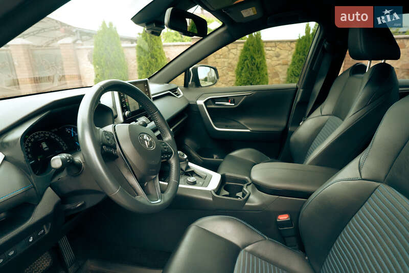 Внедорожник / Кроссовер Toyota RAV4 2019 в Киеве фото 17 Внедорожник / Кроссовер Toyota RAV4 2019 в Киеве