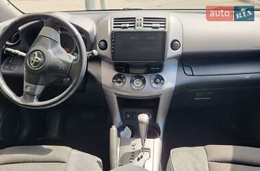 Внедорожник / Кроссовер Toyota RAV4 2008 в 