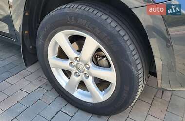 Внедорожник / Кроссовер Toyota RAV4 2008 в 