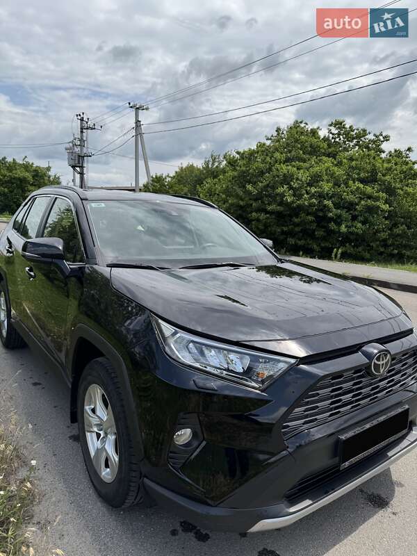 Позашляховик / Кросовер Toyota RAV4 2021 в Києві фото 5 Позашляховик / Кросовер Toyota RAV4 2021 в Києві