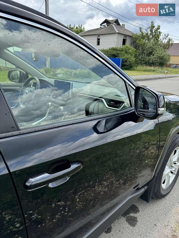 Позашляховик / Кросовер Toyota RAV4 2021 в Києві фото 38 Позашляховик / Кросовер Toyota RAV4 2021 в Києві