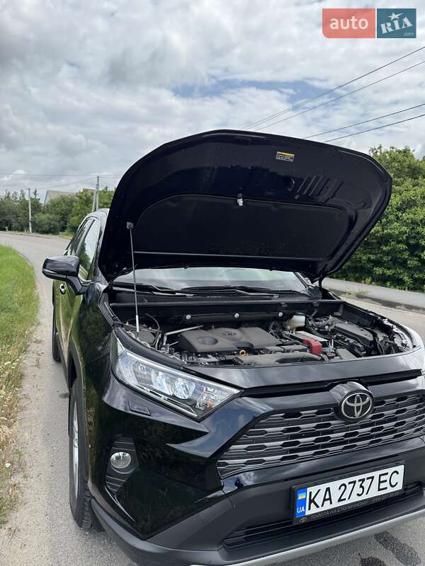 Позашляховик / Кросовер Toyota RAV4 2021 в Києві фото 25 Позашляховик / Кросовер Toyota RAV4 2021 в Києві