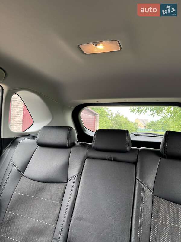 Позашляховик / Кросовер Toyota RAV4 2021 в Києві фото 86 Позашляховик / Кросовер Toyota RAV4 2021 в Києві