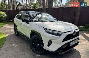 Внедорожник / Кроссовер Toyota RAV4 2022 в Киеве