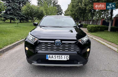 Позашляховик / Кросовер Toyota RAV4 2021 в Києві