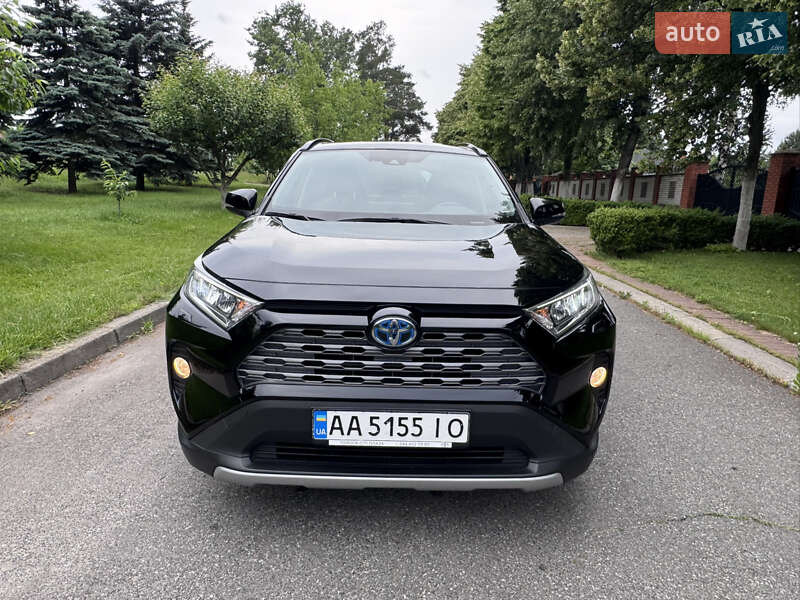 Toyota RAV4 2021