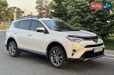 Позашляховик / Кросовер Toyota RAV4 2017 в Одесі