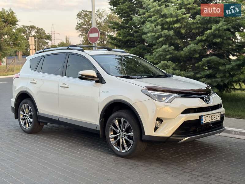 Toyota RAV4 2017