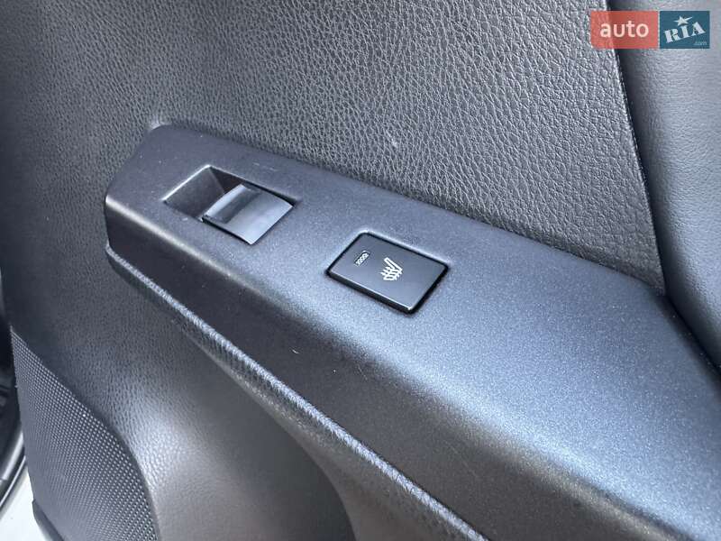 Внедорожник / Кроссовер Toyota RAV4 2017 в Одессе