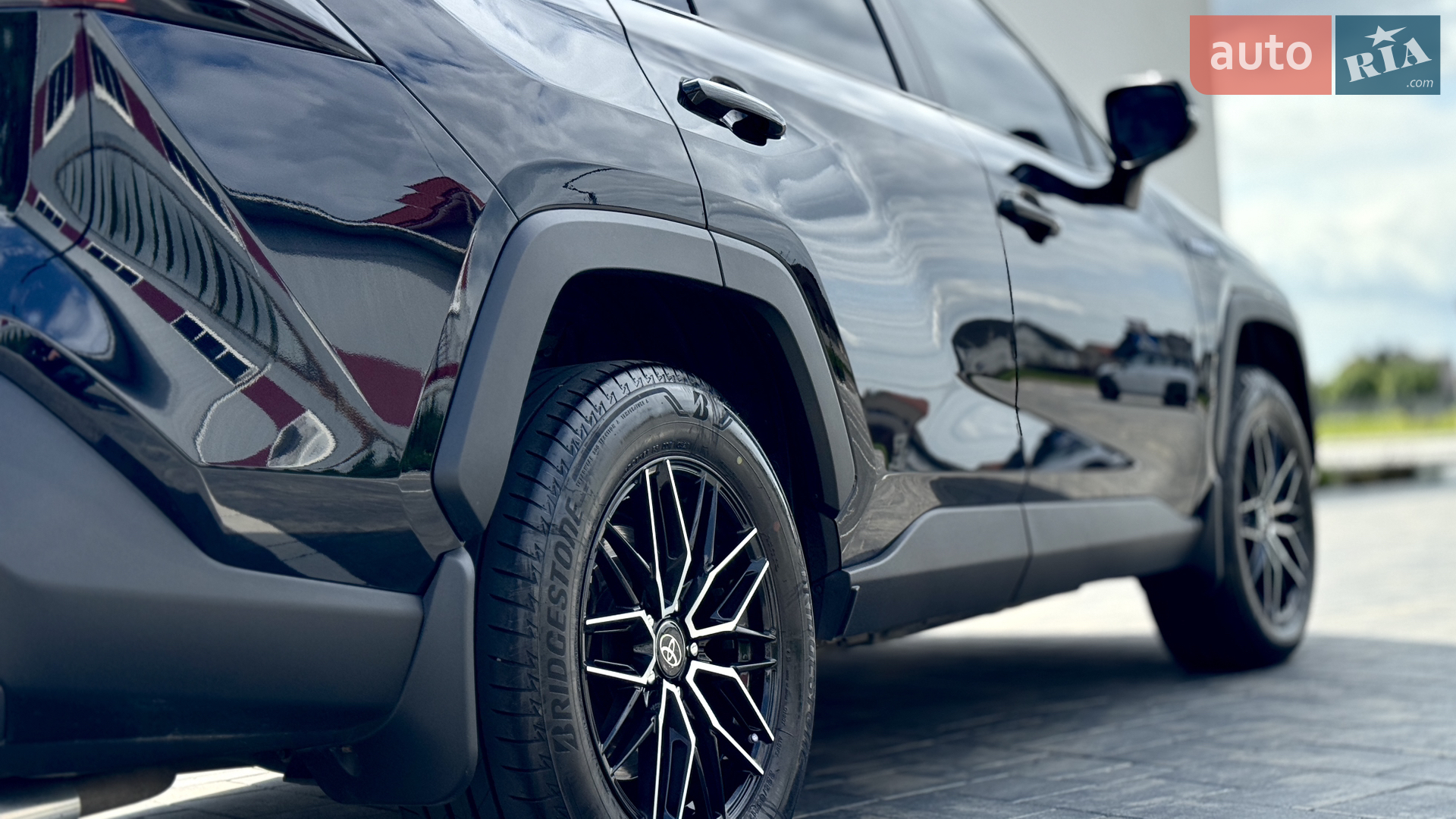 2021 Toyota RAV 4 - мініатюра 9