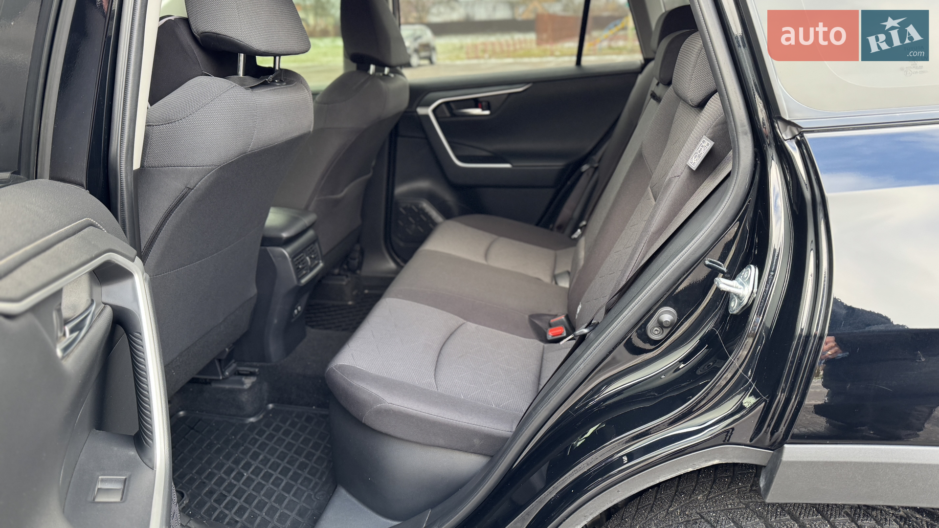 2021 Toyota RAV 4 - мініатюра 26