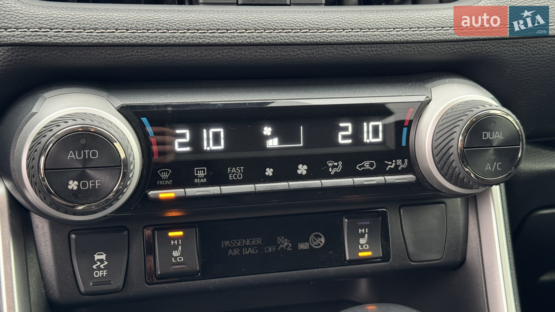 2021 Toyota RAV 4 - мініатюра 47