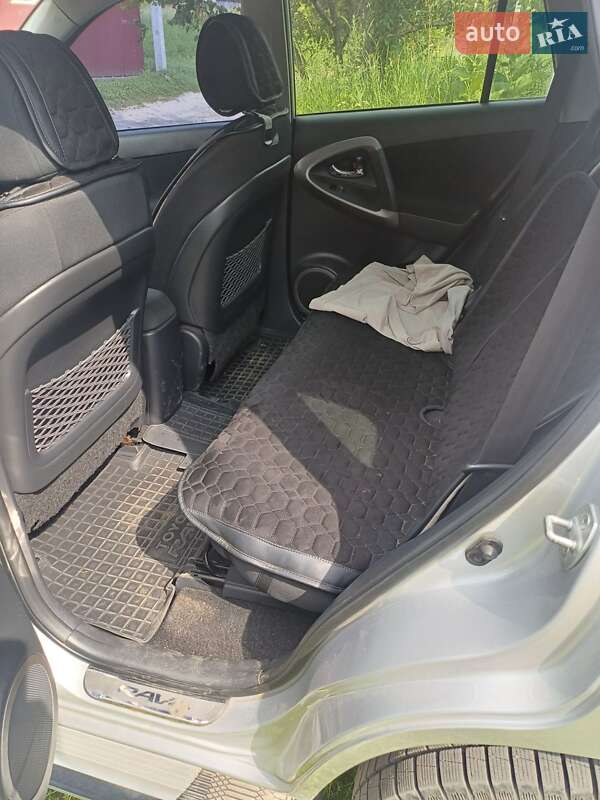 Внедорожник / Кроссовер Toyota RAV4 2006 в Фастове фото 14 Внедорожник / Кроссовер Toyota RAV4 2006 в Фастове