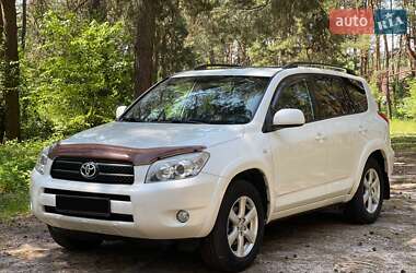 Позашляховик / Кросовер Toyota RAV4 2009 в Києві