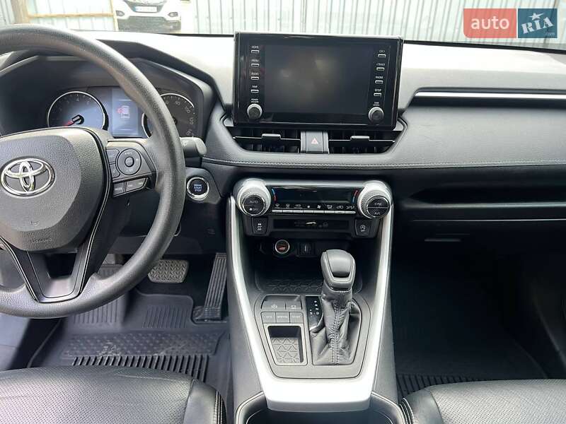 Внедорожник / Кроссовер Toyota RAV4 2021 в Киеве фото 2 Внедорожник / Кроссовер Toyota RAV4 2021 в Киеве
