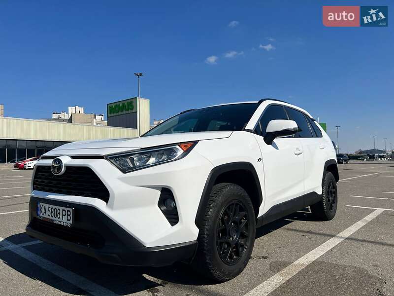 Внедорожник / Кроссовер Toyota RAV4 2021 в Киеве фото 35 Внедорожник / Кроссовер Toyota RAV4 2021 в Киеве