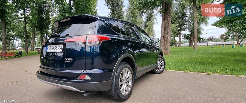 Позашляховик / Кросовер Toyota RAV4 2018 в Києві